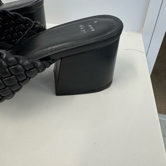 A New Day Black Braided/Woven Block Heels- Size 9.5 - Picture 5 of 11